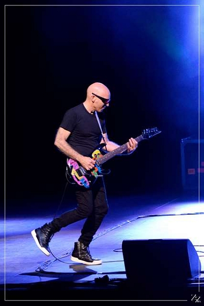 NIK_2664 Joe Satriani 17-09-2015 (Zz) (p).jpg